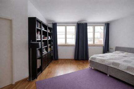 Haus Suhl - 5 Zimmer, 210 m&sup2;, 1.150&euro; | Angebot:26336041