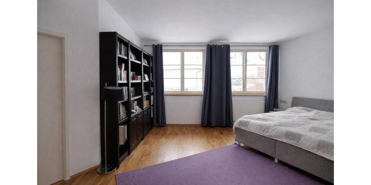 Reihenhaus Suhl - 5 Zimmer, 210 m&sup2;, 1.150&euro; | Angebot:26336041