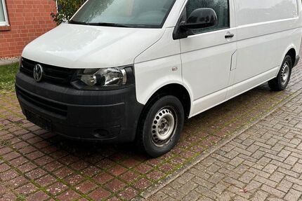 VW T5 Transporter 197.000 km 6.500 &euro; Salzgitter 38226
