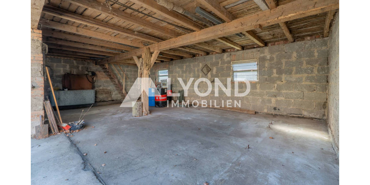 Bauernhaus, Landhaus Bad Arolsen / Schmillinghausen Schmillinghausen - 9 Zimmer, 220 m&sup2;, 159.000&euro; | Angebot:25773073