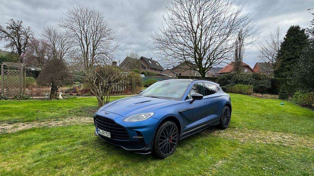 Aston Martin DBX 39.500 km 179.707 &euro; Mönchengladbach 41239