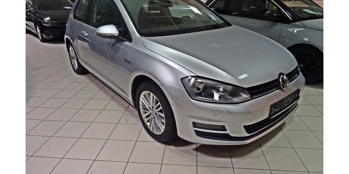 VW Golf 104.500 km 12.500 &euro; Pfullendorf 88630