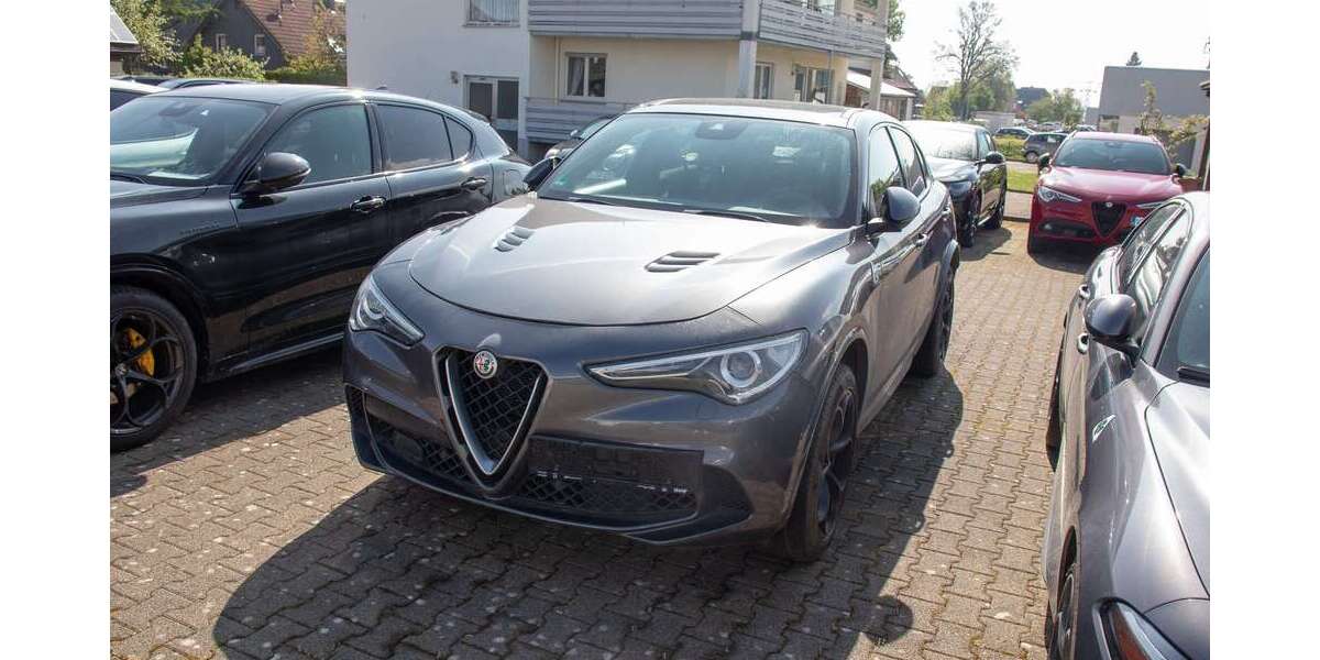 Alfa Romeo Stelvio 87.750 km 36.900 &euro; Mönchweiler 78087