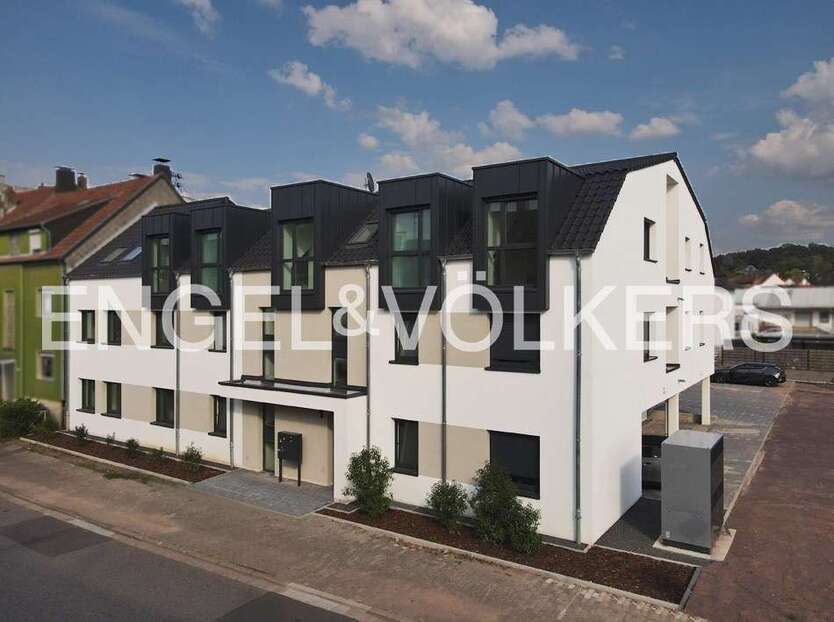 Wohnung zum Kaufen in Saarbrücken 249.000 € 74 m²