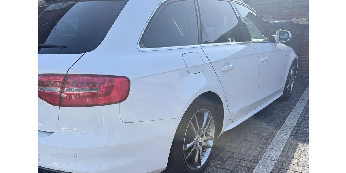 Audi A4 217.555 km 7.999 &euro; Wesel 46483