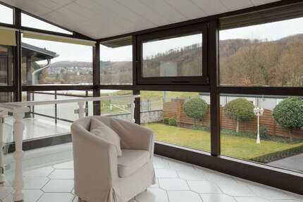 Haus Engelskirchen - 9 Zimmer, 272 m&sup2;, 630.000&euro; | Angebot:26320746