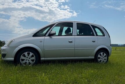 Opel Meriva 43.581 km 4.490 &euro; Birken-Honigsessen 57587