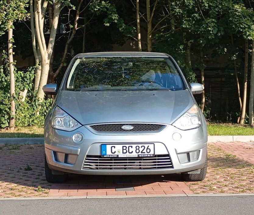 S-Max