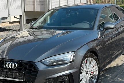 Audi A5 198.000 km 21.940 &euro; Düsseldorf 40468