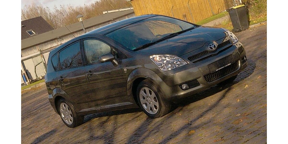 Toyota Corolla Verso 98.100 km 5.999 &euro; Demmin 17109