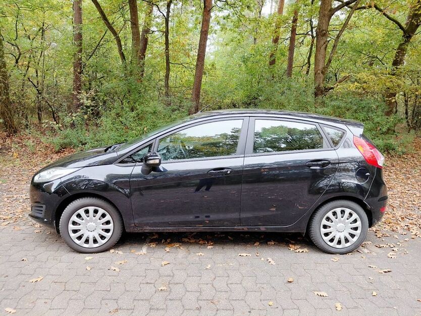 Ford Fiesta 68.000 km 6.200 € Bielefeld 33689