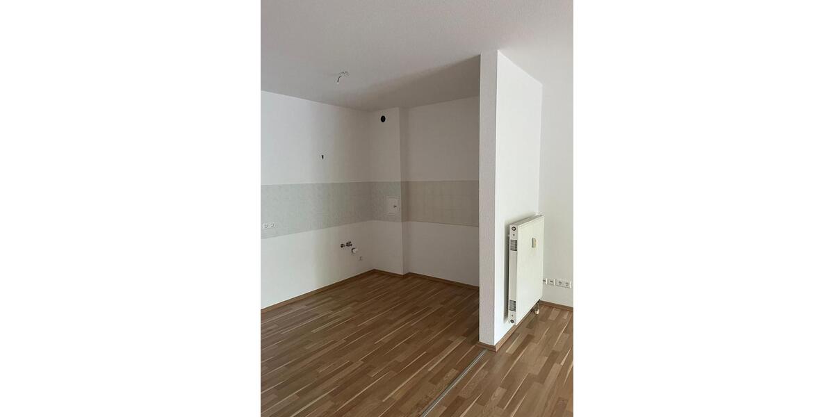 Etagenwohnung Bischofswerda - 2 Zimmer, 79 m&sup2;, 490&euro; | Angebot:26578295