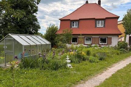 Haus Ansbach Kammerforst - 6 Zimmer, 130 m&sup2;, 1.350&euro; | Angebot:26859260
