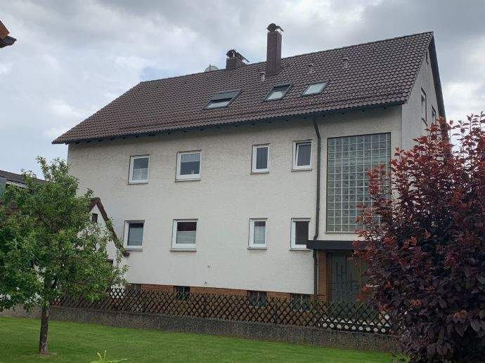 Schöne 4-Zi DG Wohnung in Siegelsdorf zu vermieten 4 zimmer