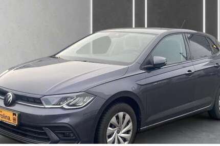 VW Polo 5.865 km 18.378 &euro; Berlin 13581