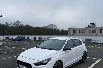 Hyundai i30 155.000 km 16.500 &euro; Regensburg 93051