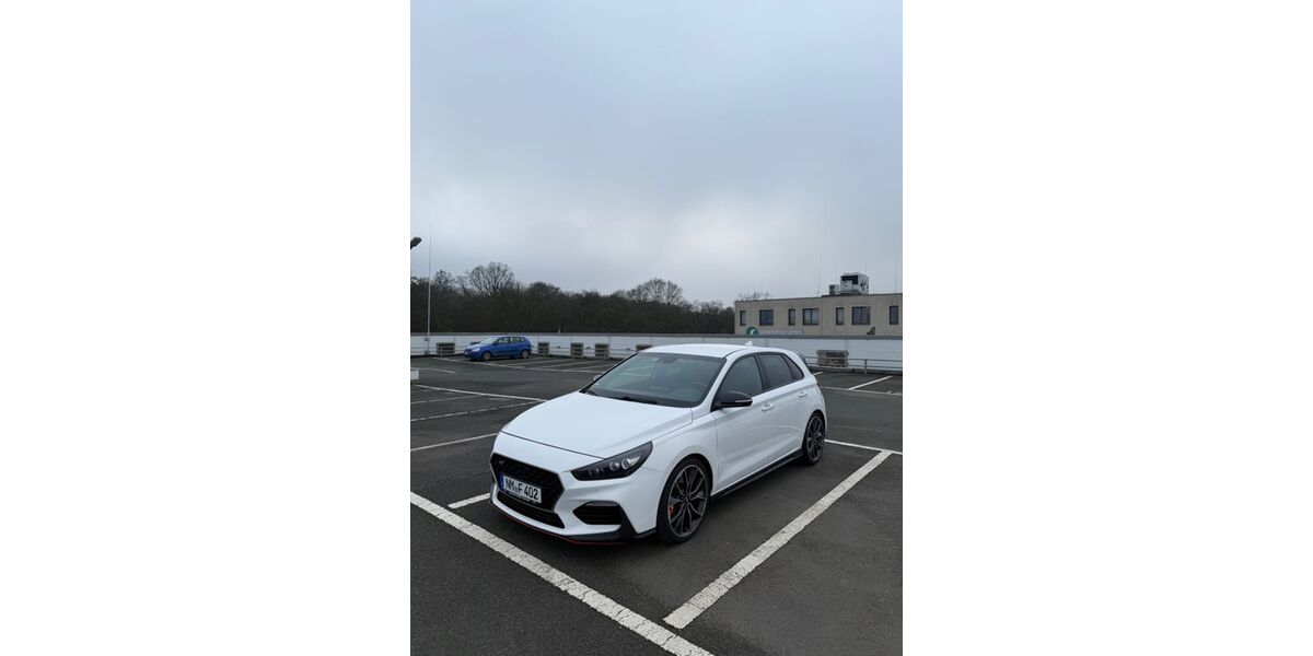 Hyundai i30 155.000 km 16.500 &euro; Regensburg 93051