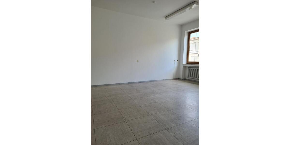 Etagenwohnung Vilshofen an der Donau - 1 Zimmer, 40 m&sup2;, 450&euro; | Angebot:26638668