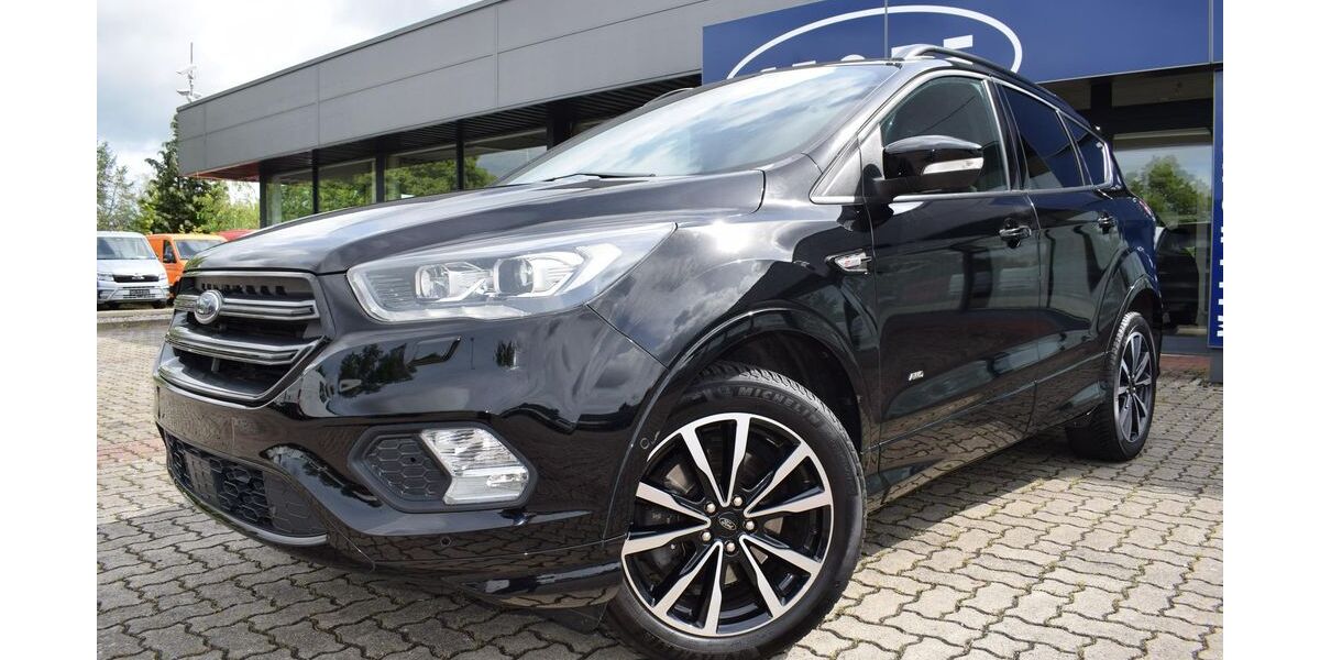 Ford Kuga 52.067 km 15.990 &euro; Sangerhausen 06526