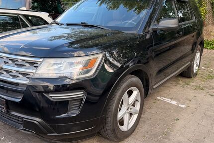 Ford Explorer 149.000 km 19.895 &euro; Berlin 13581