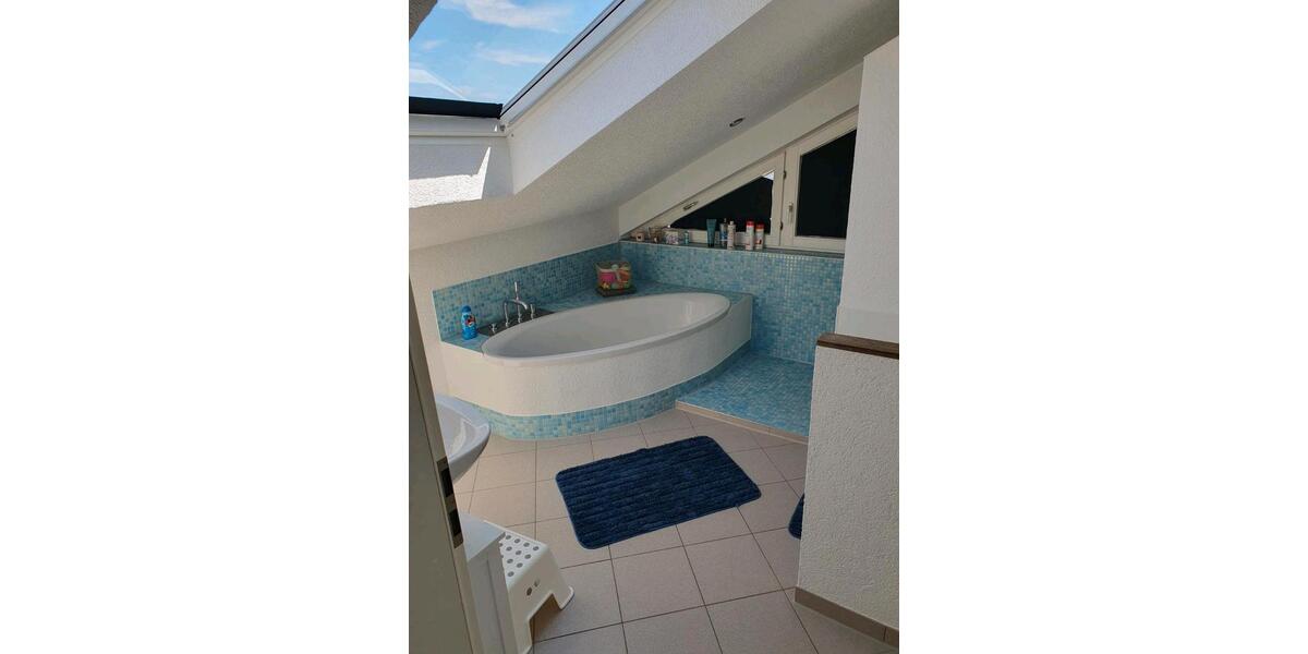 Einfamilienhaus Massenbachhausen - 6 Zimmer, 220 m&sup2;, 675.000&euro; | Angebot:27112634