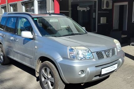 Nissan X-Trail 242.000 km 2.900 &euro; Remshalden 73630