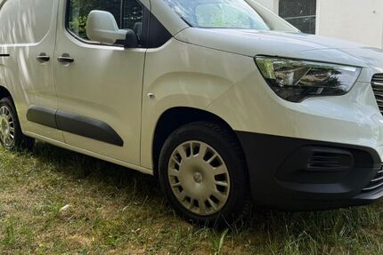 Opel Combo 103.000 km 8.200 &euro; Aalen 73430