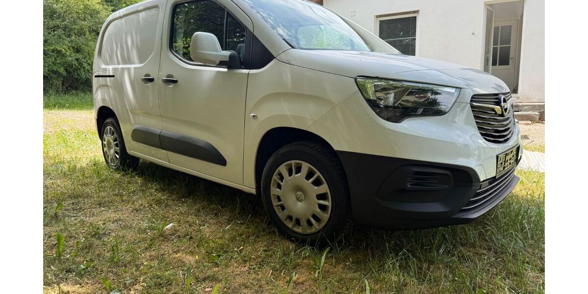 Opel Combo 103.000 km 8.200 &euro; Aalen 73430
