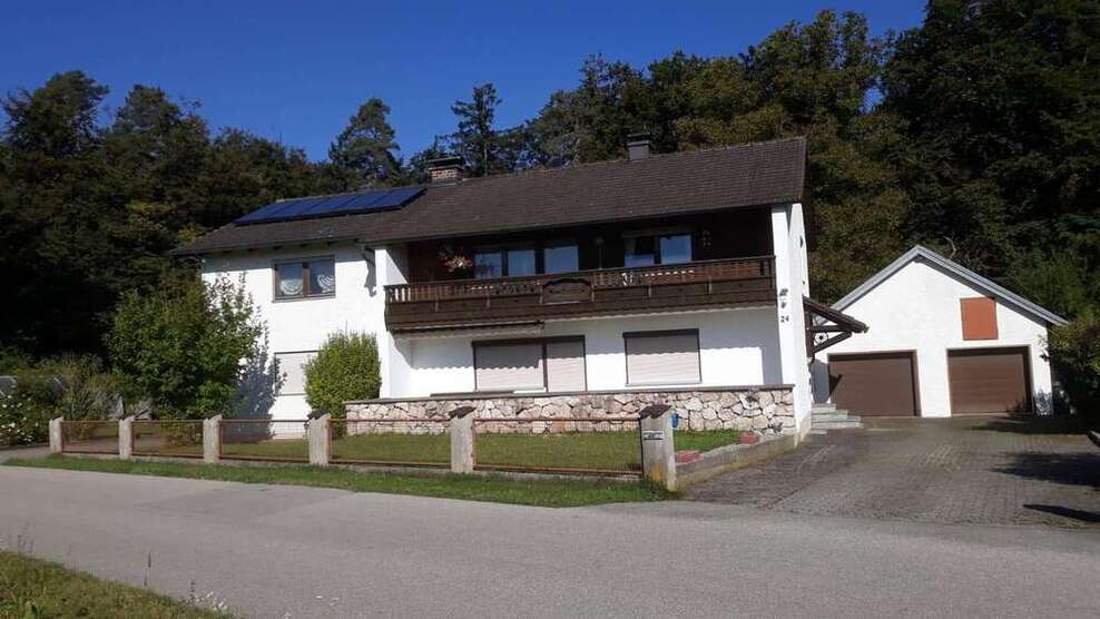 Haus zum Kaufen in Emmerting 659.000 € 250 m² 7 zimmer