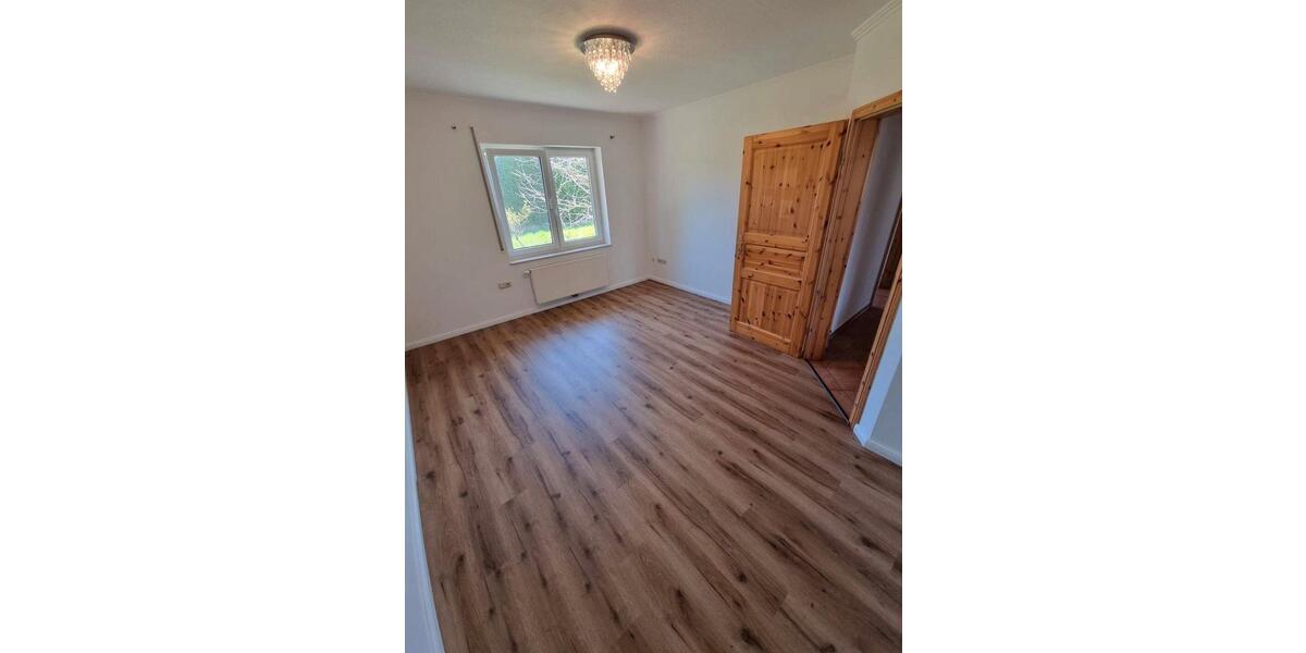 Bungalow Stade Altländer Viertel - 3 Zimmer, 114 m&sup2;, 1.350&euro; | Angebot:26417097