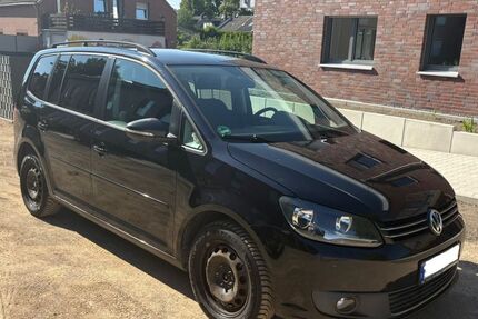 VW Touran 167.562 km 5.700 &euro; Dortmund 44329