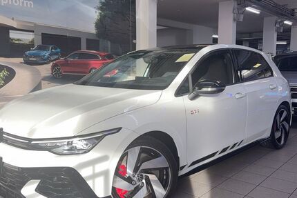VW Golf 16.925 km 41.480 &euro; Idstein 65510