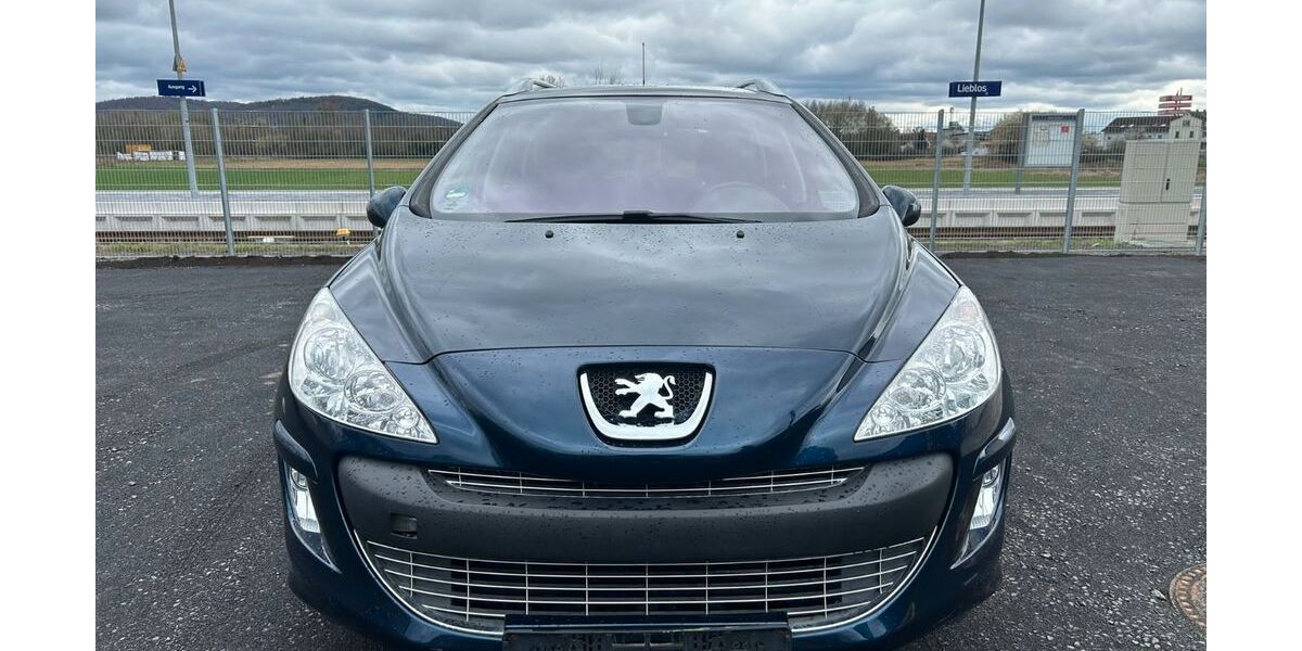 Peugeot 308 88.485 km 3.900 &euro; Büdingen 63654