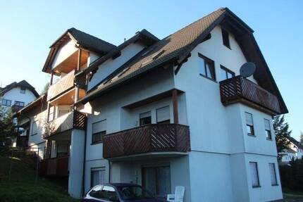 4- Raum - Wohnung Dachgeschoss mit Balkon in Judenbach