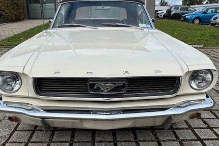 Ford Mustang 96.300 km 37.900 € Pleidelsheim 74385