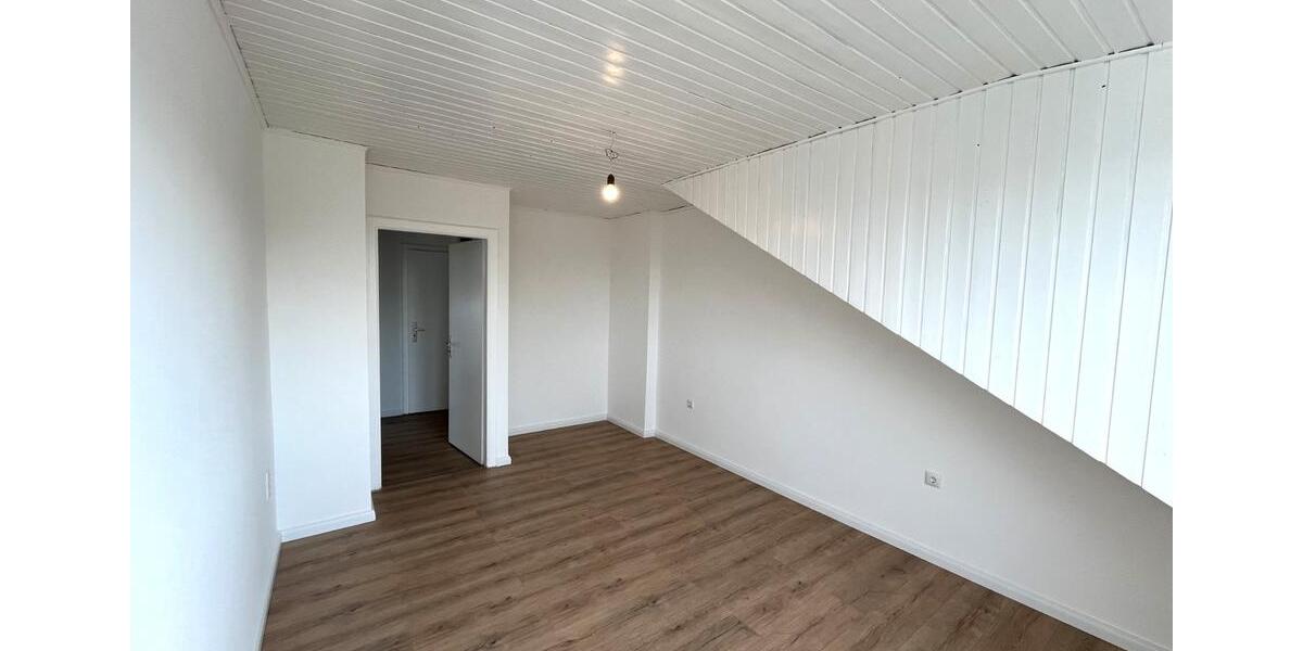 Dachgeschoßwohnung Bremen Östliche Vorstadt - 2 Zimmer, 49 m&sup2;, 595&euro; | Angebot:26262584