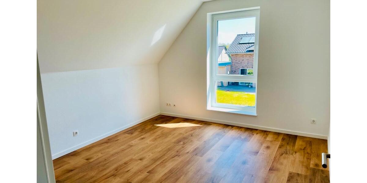 Doppelhaushälfte Hatten - 4 Zimmer, 118 m&sup2;, 1.390&euro; | Angebot:26366785