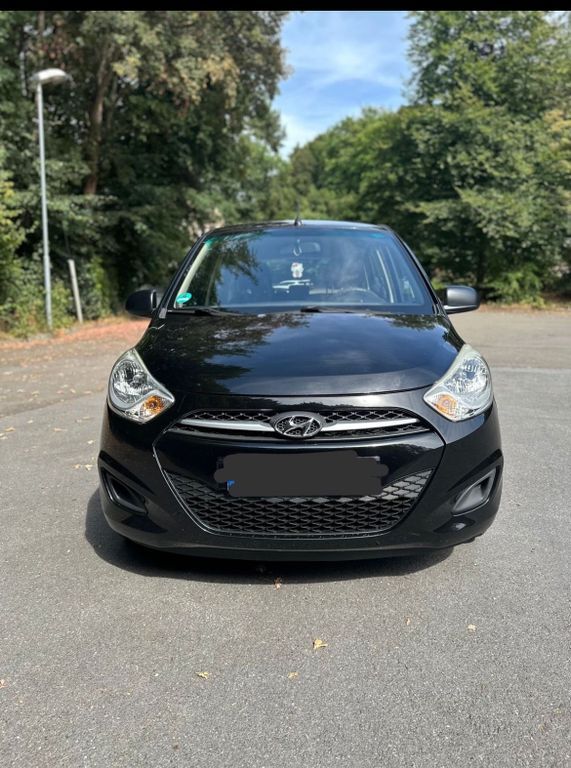 i10