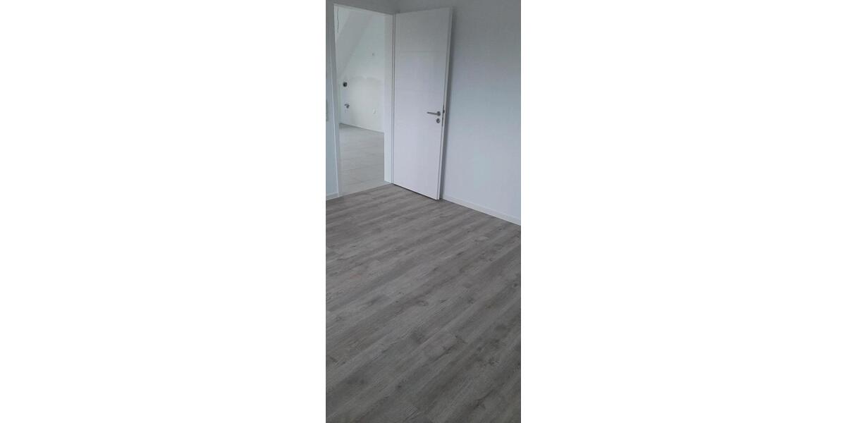 Dachgeschoßwohnung Barßel - 3 Zimmer, 70 m&sup2;, 720&euro; | Angebot:26024218
