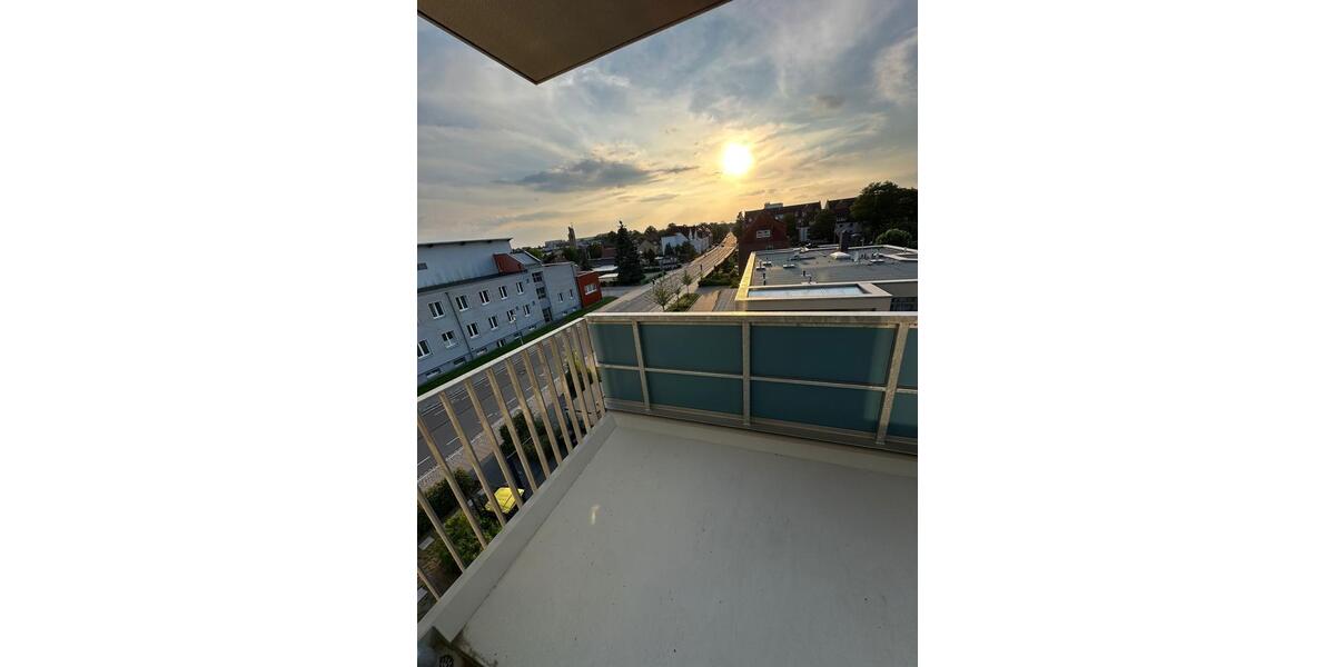 Dachgeschoßwohnung Neubrandenburg - 3 Zimmer, 86 m&sup2;, 1.200&euro; | Angebot:26406504