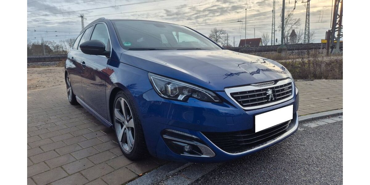 Peugeot 308 127.053 km 11.590 &euro; Nürnberg 90473