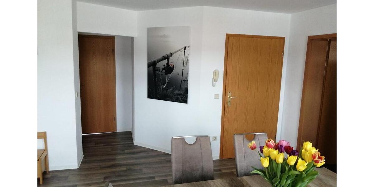 Dachgeschoßwohnung Crinitz - 3 Zimmer, 92 m&sup2;, 560&euro; | Angebot:27634398