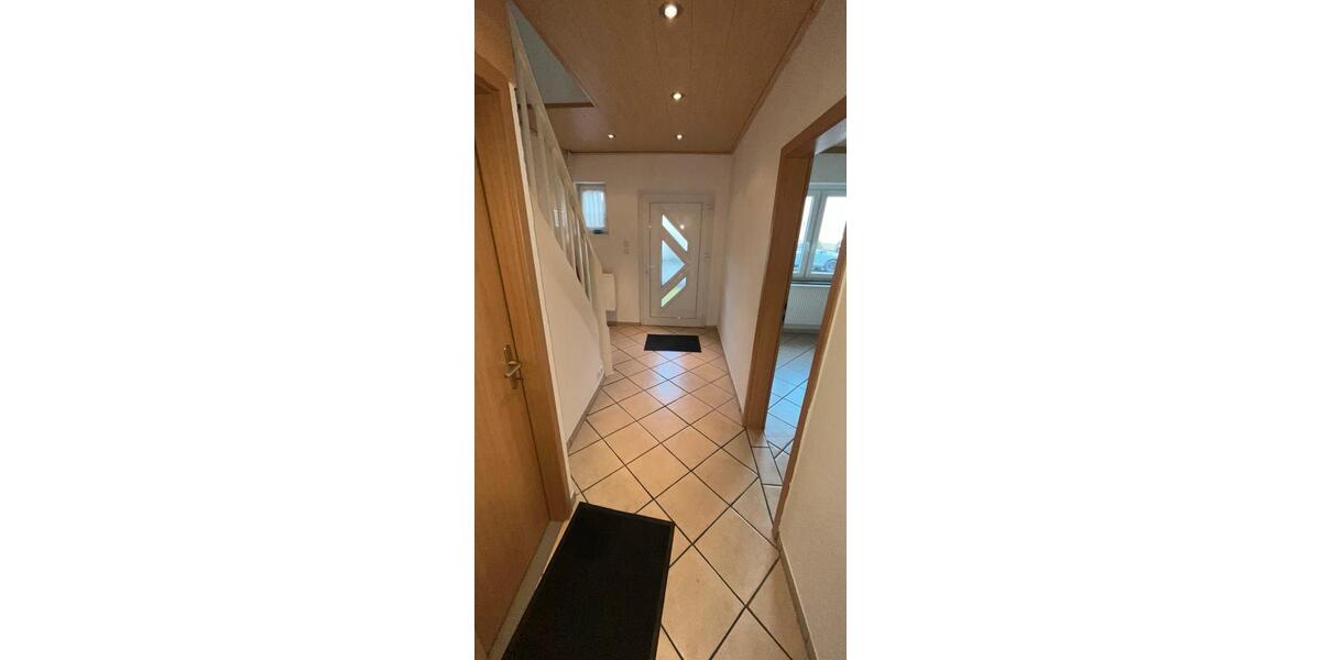 Doppelhaushälfte Korbach - 4 Zimmer, 131 m&sup2;, 249.000&euro; | Angebot:25261533