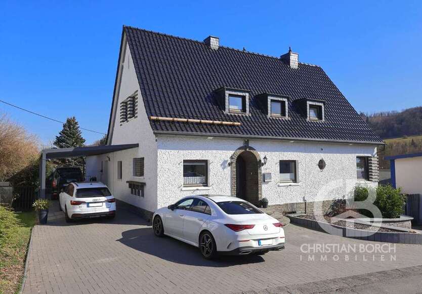 Haus zum Kaufen in Gummersbach 399.000 € 211 m²