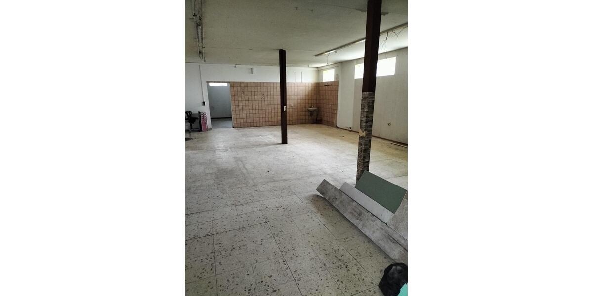 Einfamilienhaus Heringen (Werra) - 7 Zimmer, 285 m&sup2;, 450&euro; | Angebot:24862393