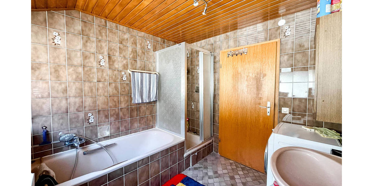 Doppelhaushälfte Künzelsau Nagelsberg - 1 Zimmer, 290 m&sup2;, 310.000&euro; | Angebot:25776134