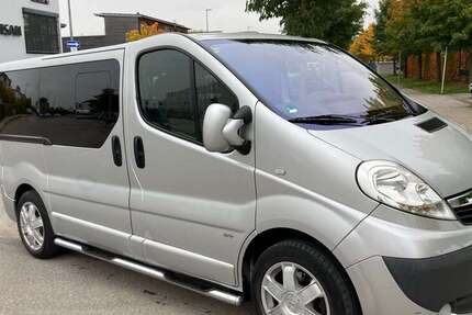 Opel Vivaro 253.000 km 10.950 € München 81829