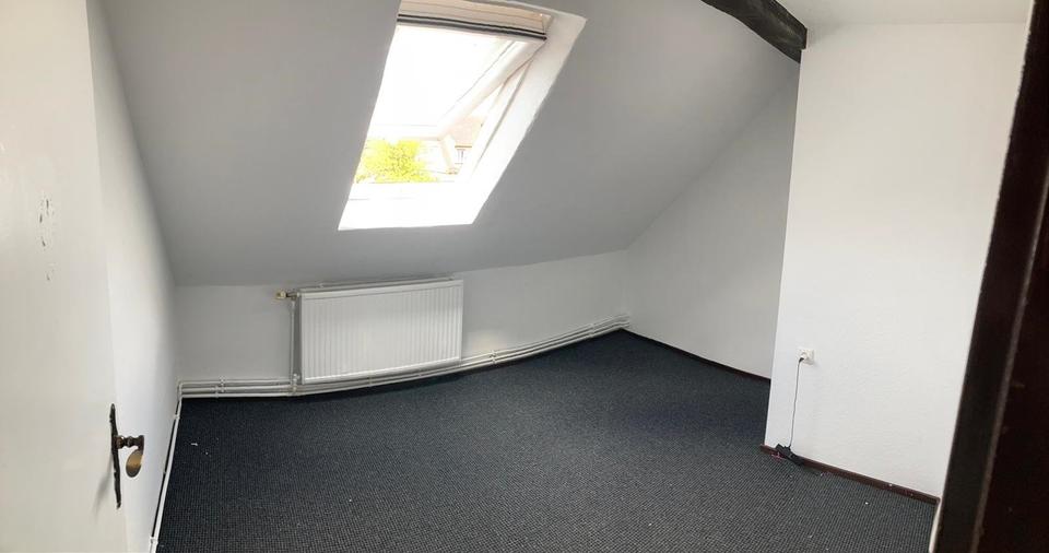 Dachgeschoßwohnung Oberharz am Brocken Hasselfelde - 6 Zimmer, 110 m&sup2;, 620&euro; | Angebot:26123976