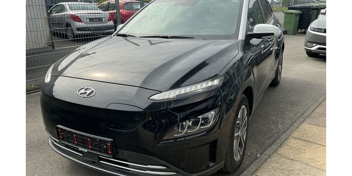 Hyundai KONA 27.677 km 19.400 &euro; Eitorf 53783