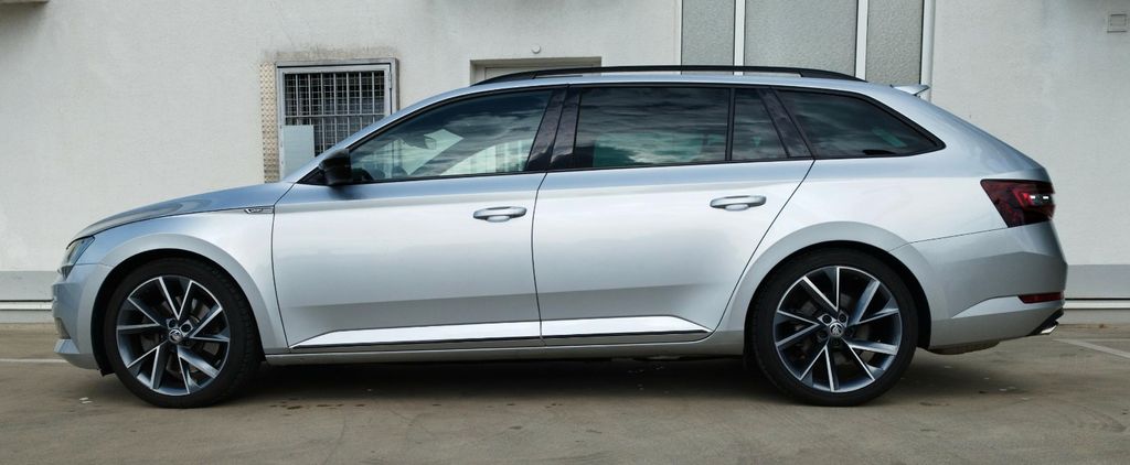 Skoda Superb 104.000 km 24.500 &euro; Frankfurt 60433